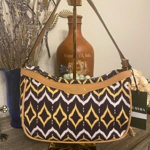 NWT Myra Bag Harvest Chevron Crossbody bag - black